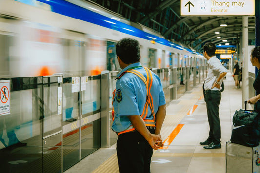 Strategic Hiring: Why Delaware Businesses Prioritize Security Guards with 10-Hour Certification